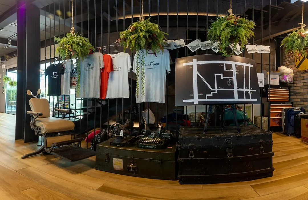 Sleep Box Hotel Sukhumvit 22-1